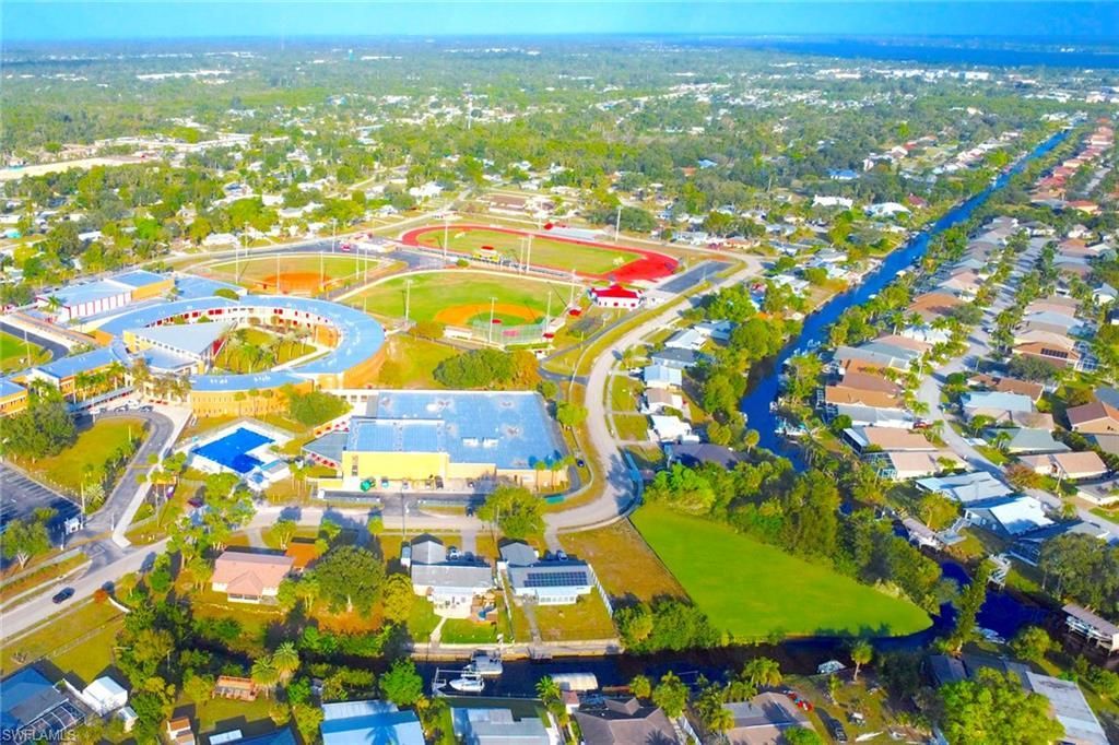 941 Iris Dr , North Fort Myers, FL 33903 Photo