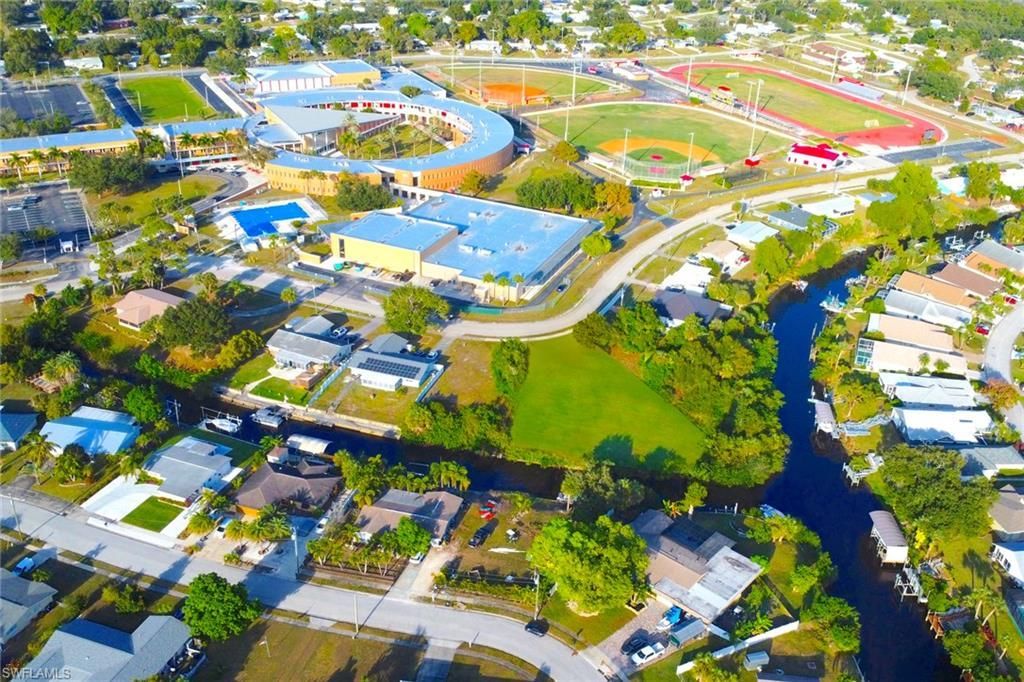 941 Iris Dr , North Fort Myers, FL 33903 Photo