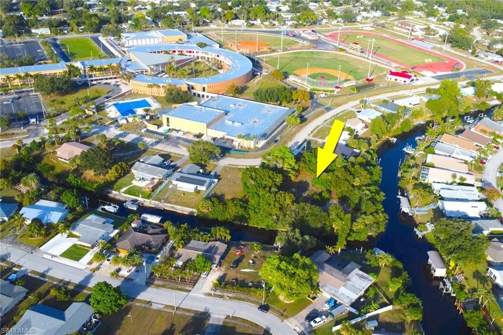 941 Iris Dr , North Fort Myers, FL 33903 Photo