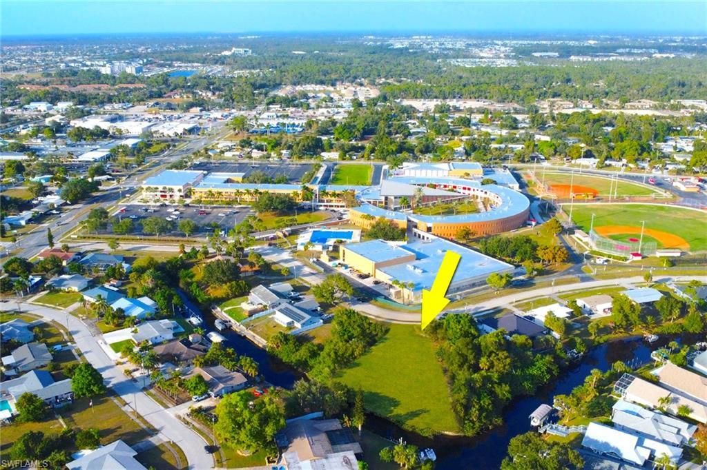 941 Iris Dr , North Fort Myers, FL 33903 Photo