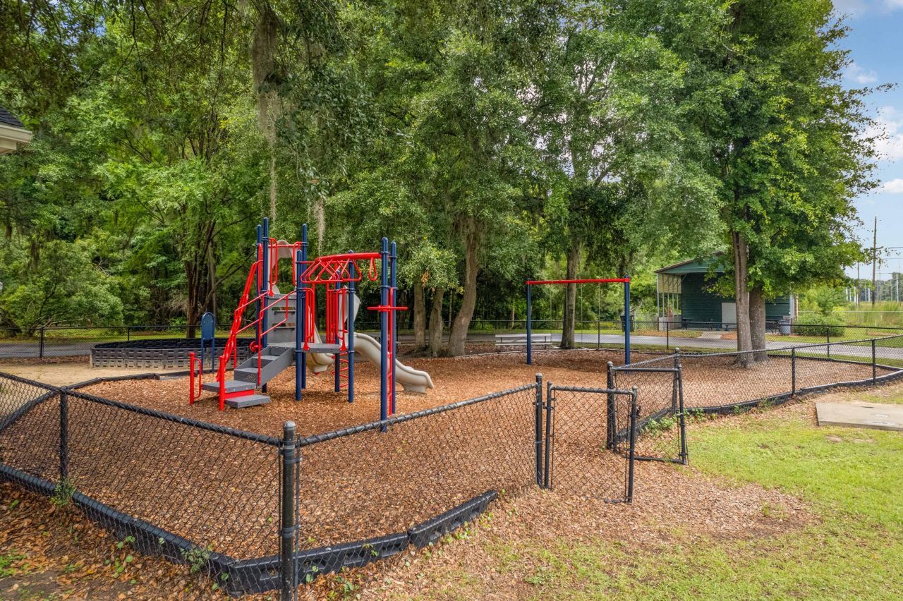 2025 Bees Ferry Road  Photo 13