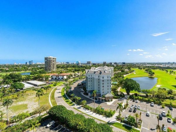 2400 Presidential Way, Unit 1505, West Palm Beach, FL 33401