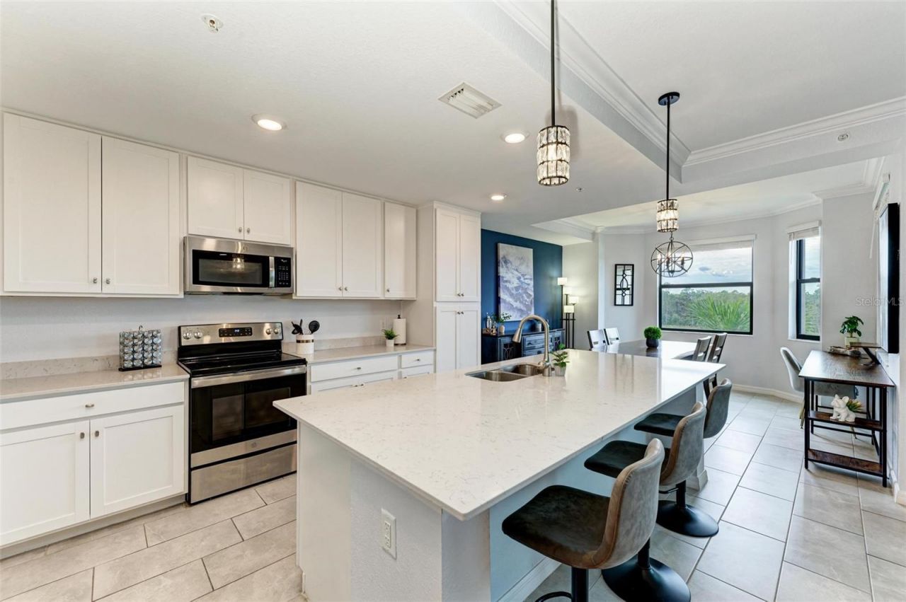 17902 Gawthrop Drive, Unit 307, Lakewood Ranch, FL 34211 Photo