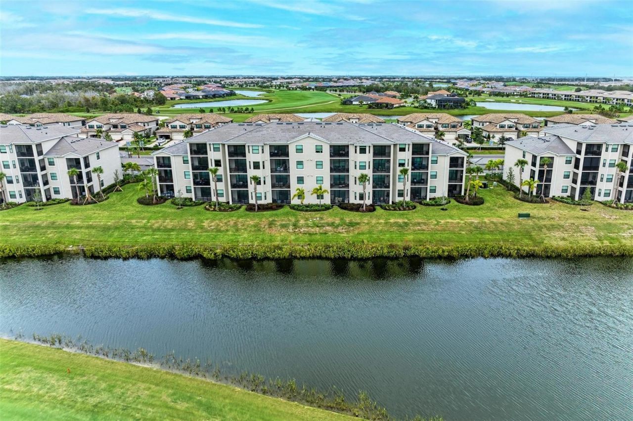 17902 Gawthrop Drive, Unit 307, Lakewood Ranch, FL 34211 Photo