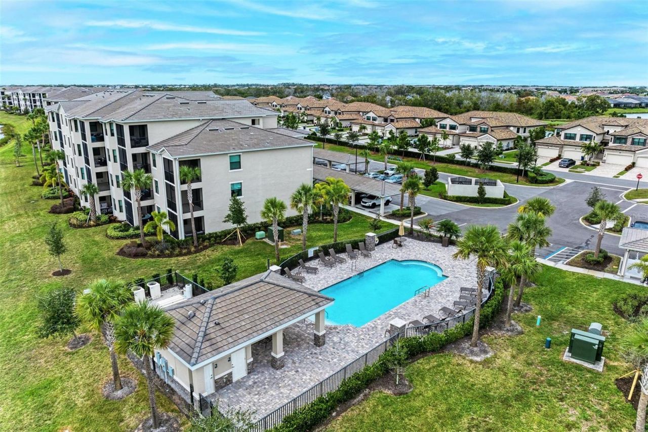 17902 Gawthrop Drive, Unit 307, Lakewood Ranch, FL 34211 Photo