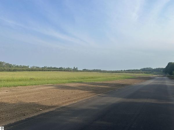 1 Karnes Road, Glen Arbor, MI 49636