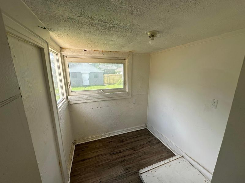 1411 Genessee Avenue, Columbus, OH 43211 Photo 8