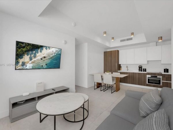 239 SW 9th St, Unit 1603, Miami, FL 33130