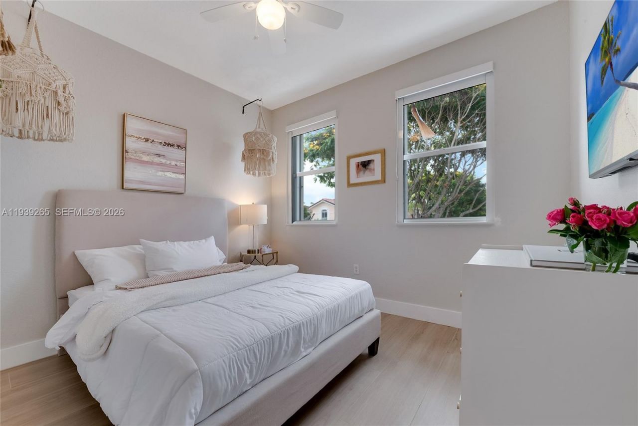 12480 SW 125th Ter, Miami, FL 33186 Photo