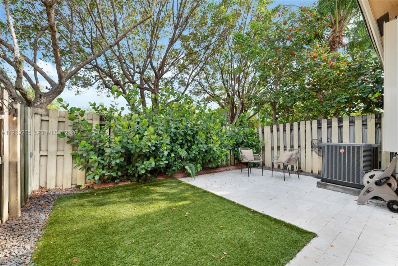 12480 SW 125th Ter, Miami, FL 33186 Photo