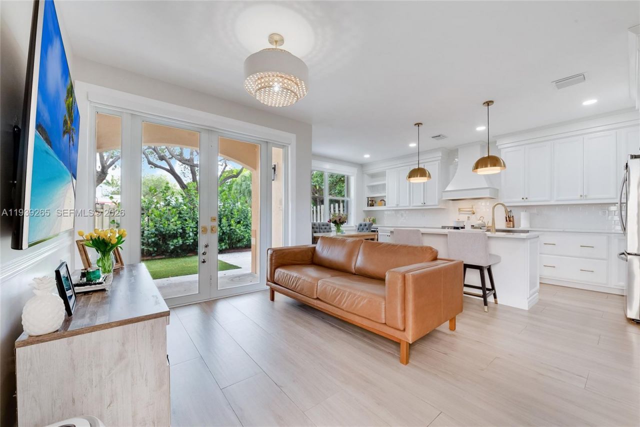 12480 SW 125th Ter, Miami, FL 33186 Photo