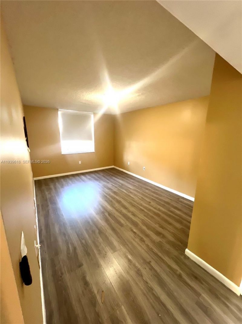 2711 Ocean Club Blvd, Unit 207, Hollywood, FL 33019 Photo