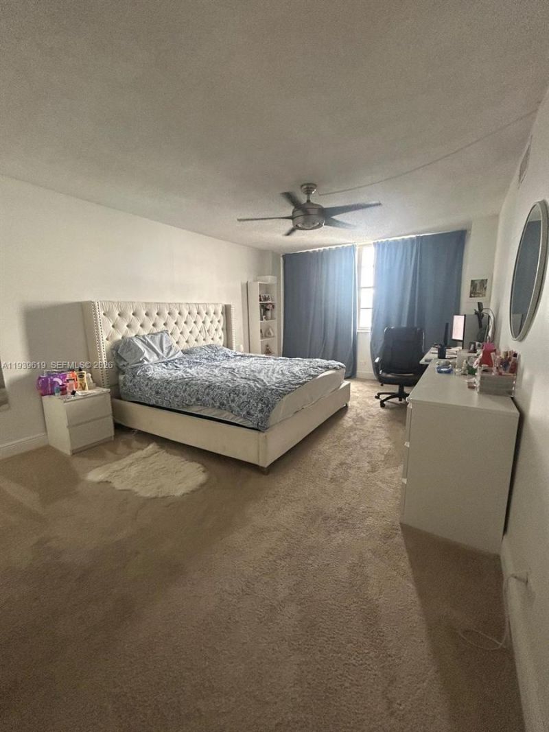 250 174th St, Unit 1702, Sunny Isles Beach, FL 33160 Photo