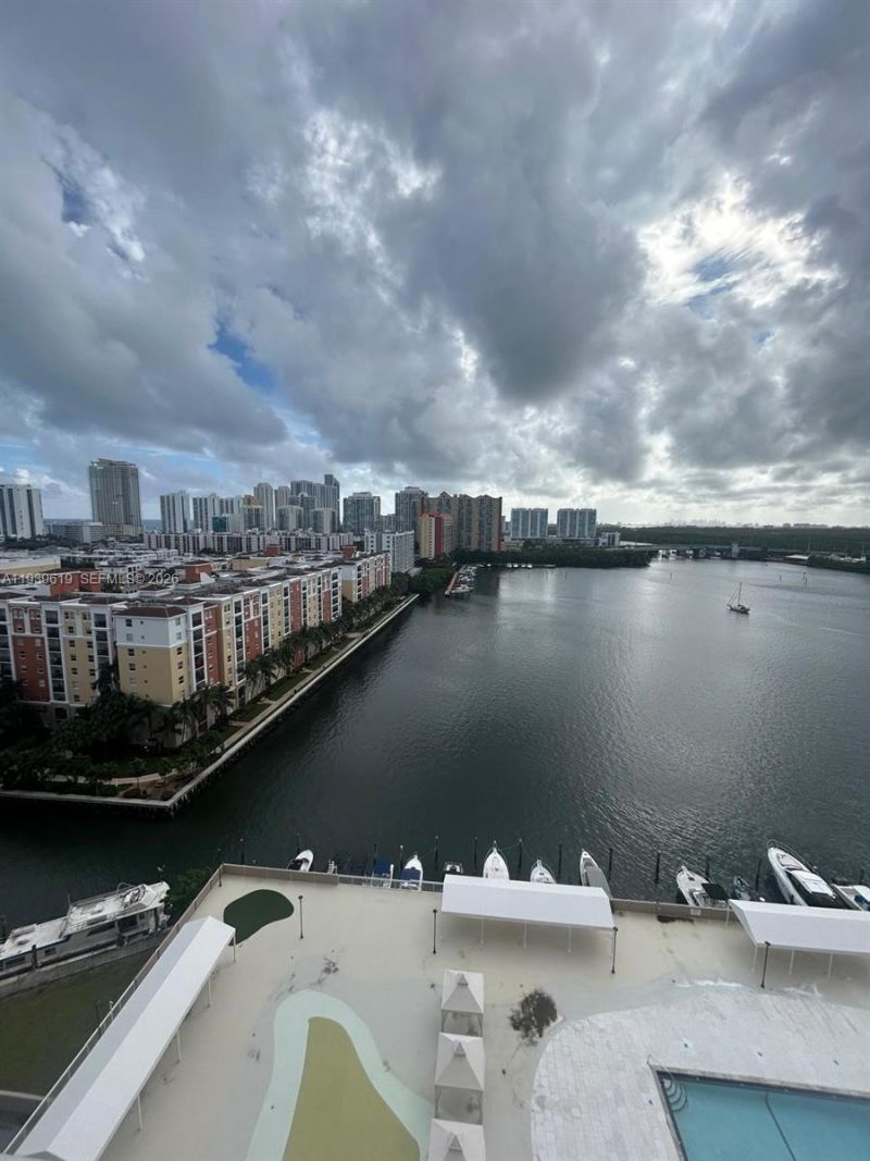 250 174th St, Unit 1702, Sunny Isles Beach, FL 33160 Photo