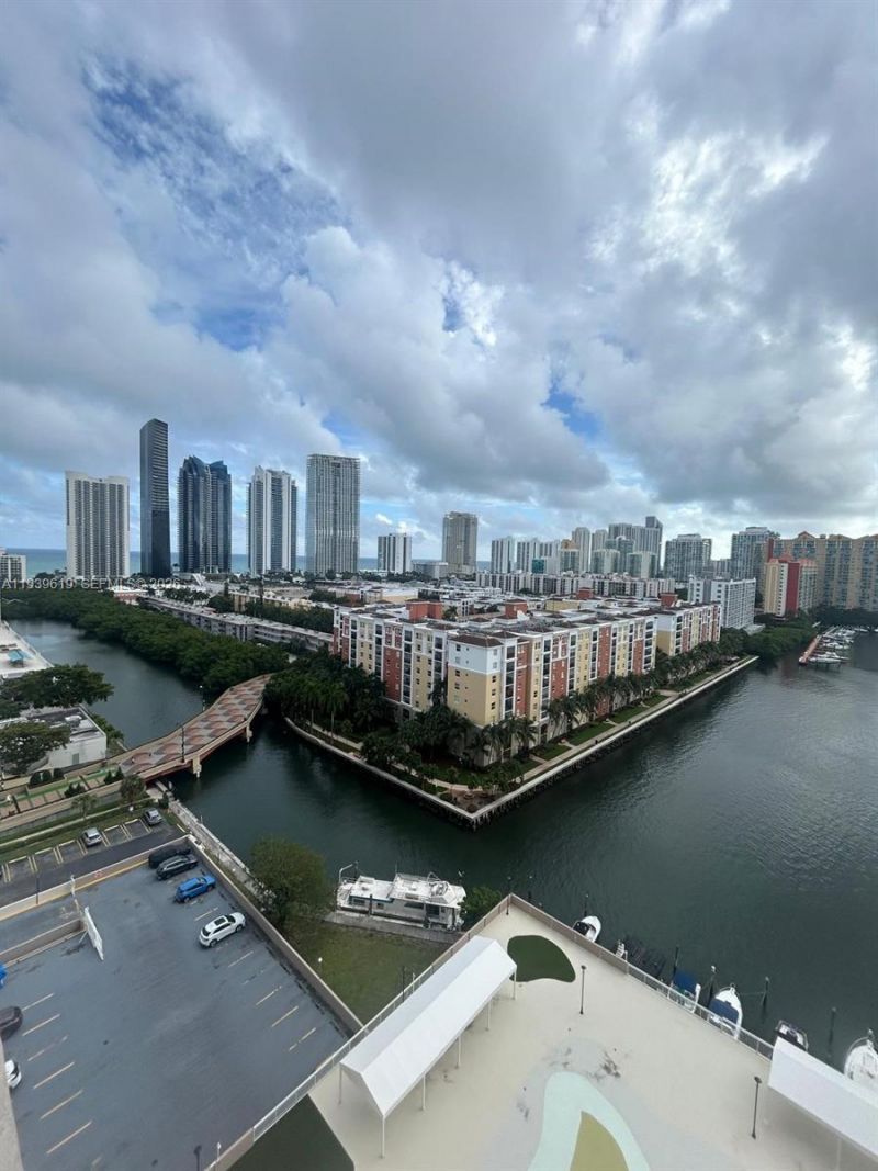 250 174th St, Unit 1702, Sunny Isles Beach, FL 33160 Photo