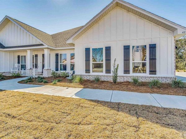 5780 Windham Rd, Milton, FL 32570