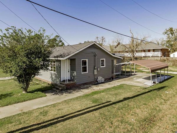 381 Mills Ave, Baton Rouge, LA 70807