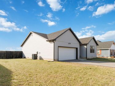 111 Dean Drive, Harrodsburg, KY 40330