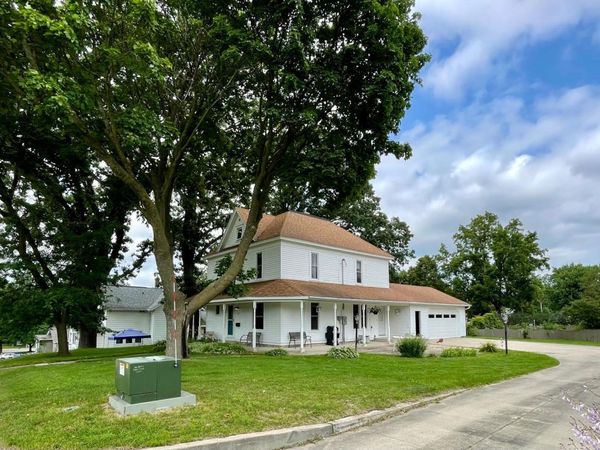 303 2nd Street NW, Stewartville, MN 55976