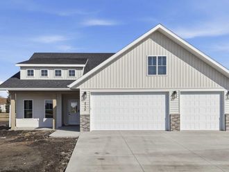 4736 Hampton Loop S Moorhead, MN 56560