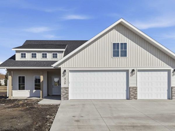 4736 Hampton Loop S, Moorhead, MN 56560