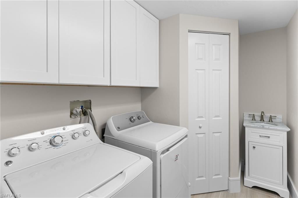 325 Dunes Blvd, Unit 904, Naples, FL 34110 Photo