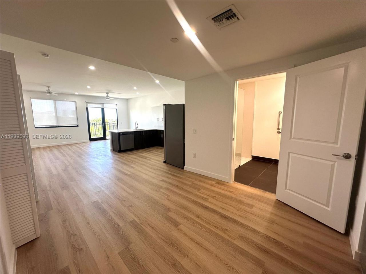 20 NE 19th Ave, Unit PH08, Pompano Beach, FL 33060 Photo