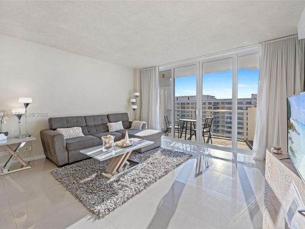 5601 Collins Ave , Unit 1618, Miami Beach, FL 33140