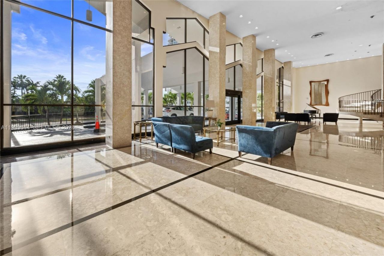 5601 Collins Ave, Unit 1618, Miami Beach, FL 33140 Photo