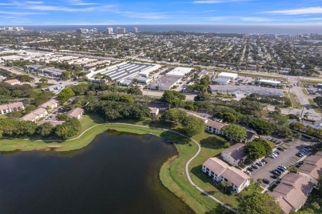 2800 Palmwood Terrace, Unit 2190, Boca Raton, FL 33431 Photo