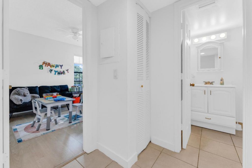 2800 Palmwood Terrace, Unit 2190, Boca Raton, FL 33431 Photo