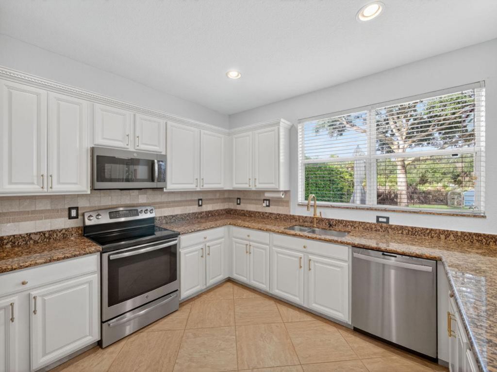 5947 SW Bald Eagle Drive, Palm City, FL 34990 Photo