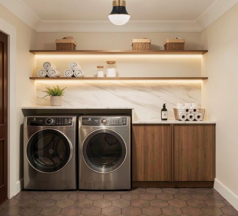 558 Center Street Photo 43