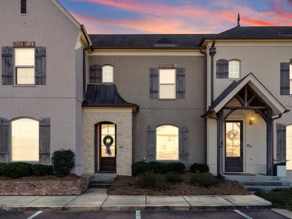103 Farmview Drive #102, Oxford, MS 38655