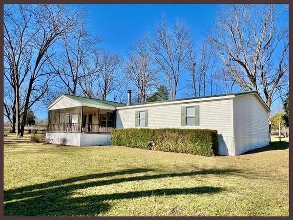 5089 Sees Chapel Rd, Crenshaw, MS 38621