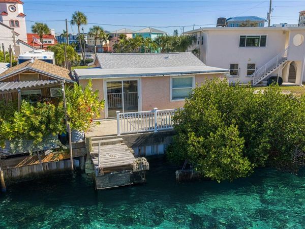 50 137TH AVENUE CIRCLE, MADEIRA BEACH, FL 33708