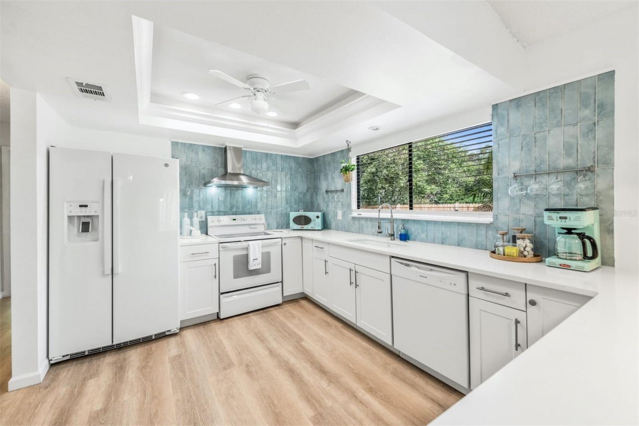 2911 Woodpine Court, Sarasota, FL 34231 Photo