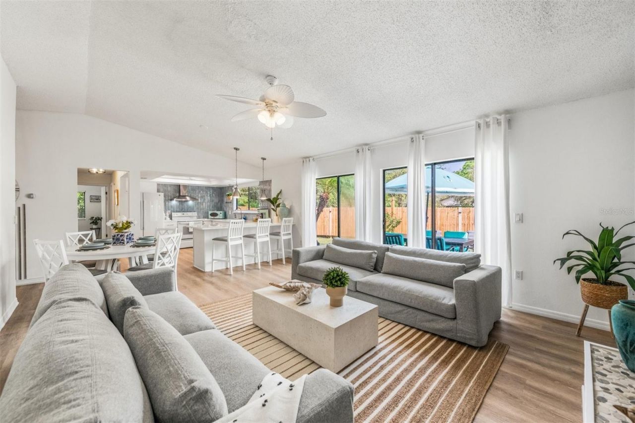 2911 Woodpine Court, Sarasota, FL 34231 Photo