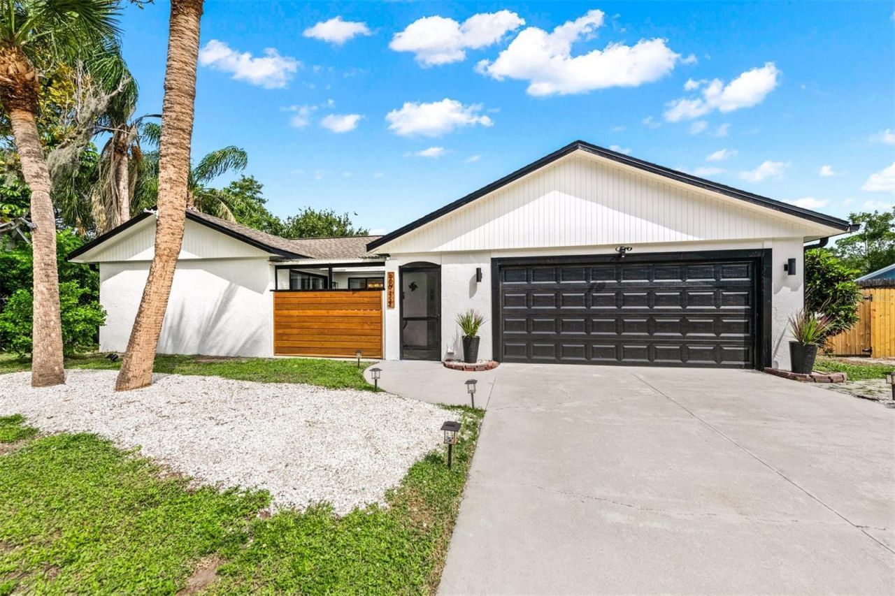 2911 Woodpine Court, Sarasota, FL 34231 Photo