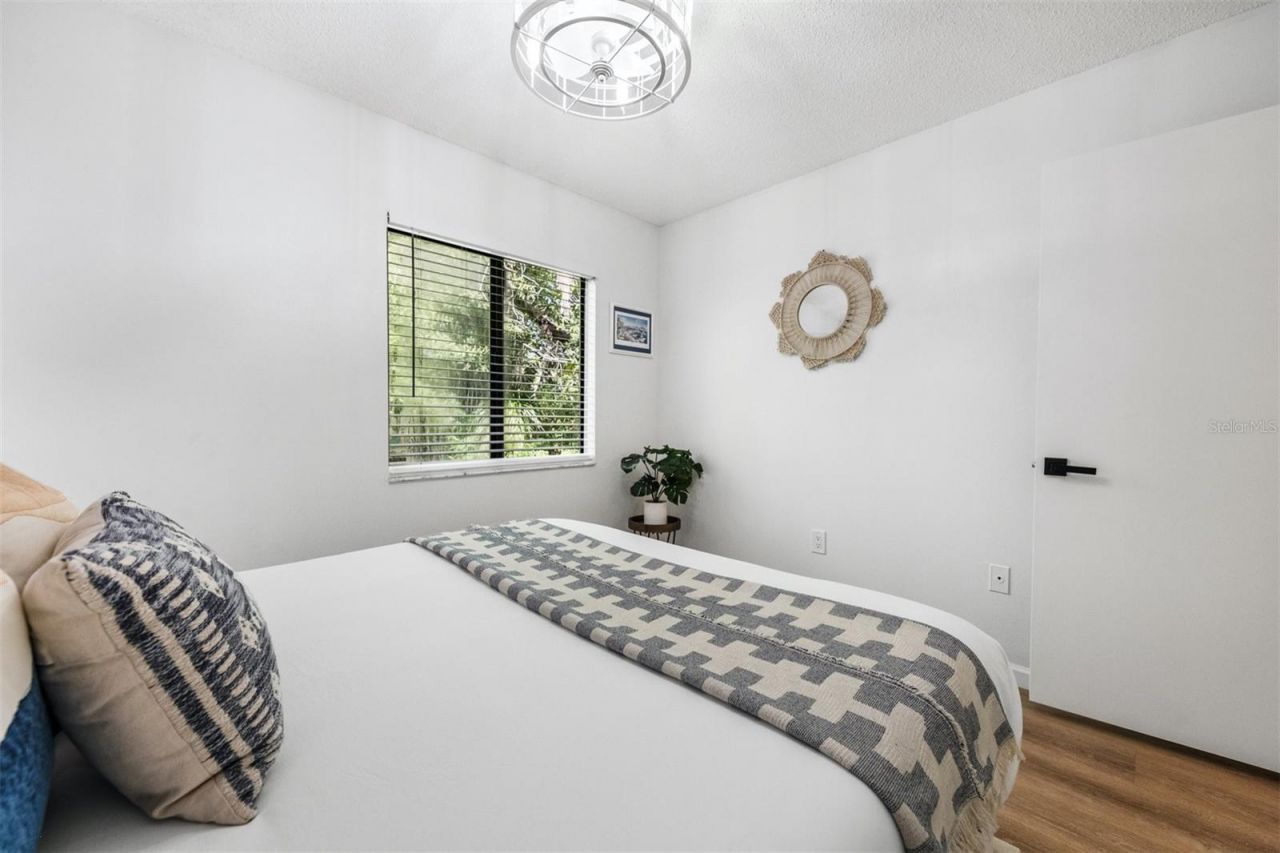 2911 Woodpine Court, Sarasota, FL 34231 Photo