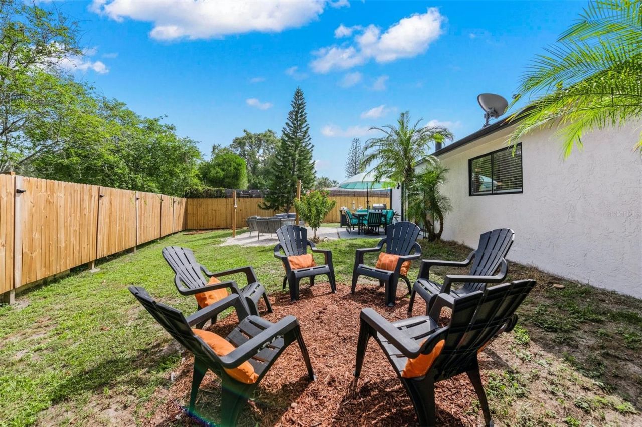2911 Woodpine Court, Sarasota, FL 34231 Photo