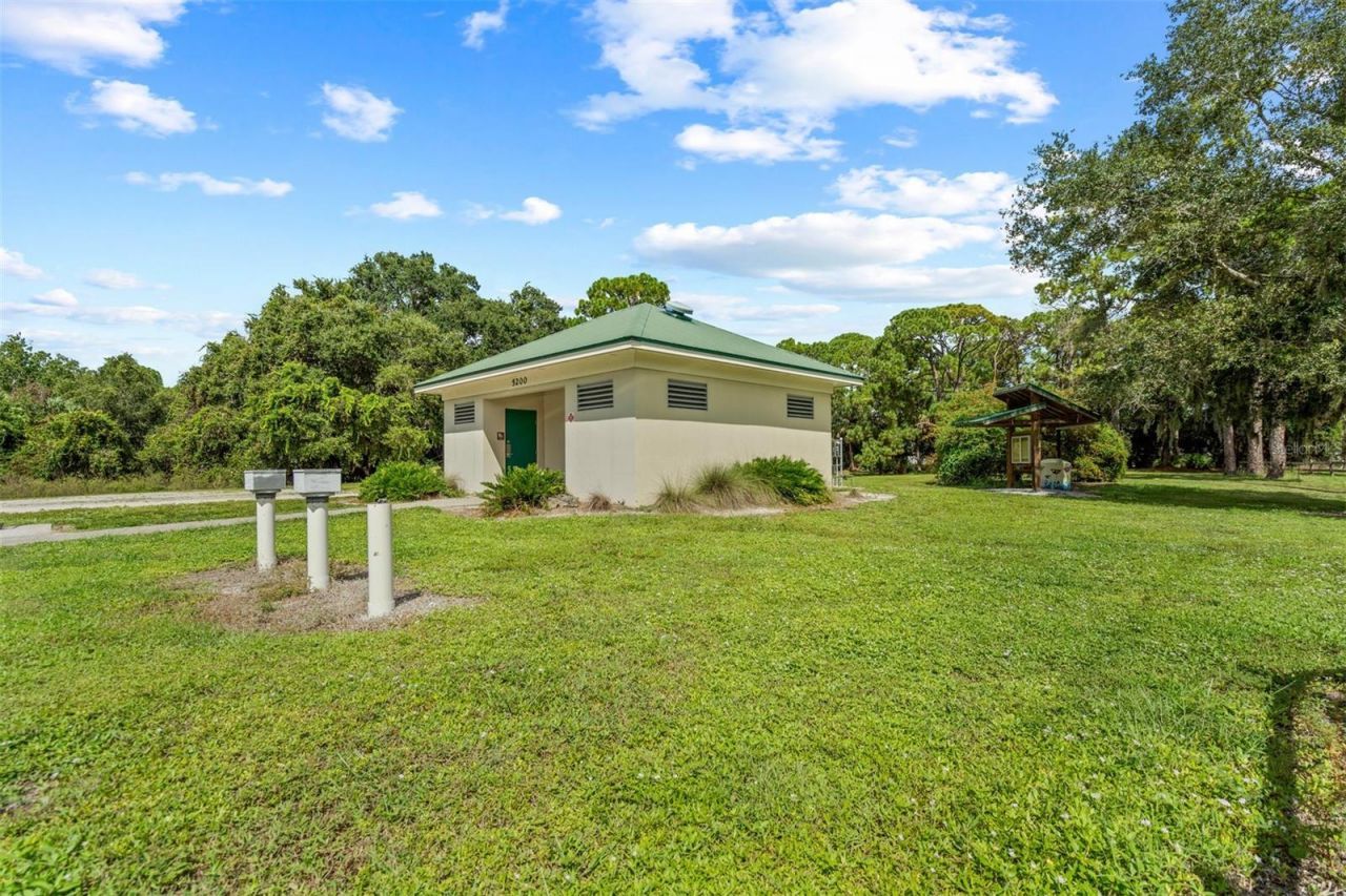 2911 Woodpine Court, Sarasota, FL 34231 Photo