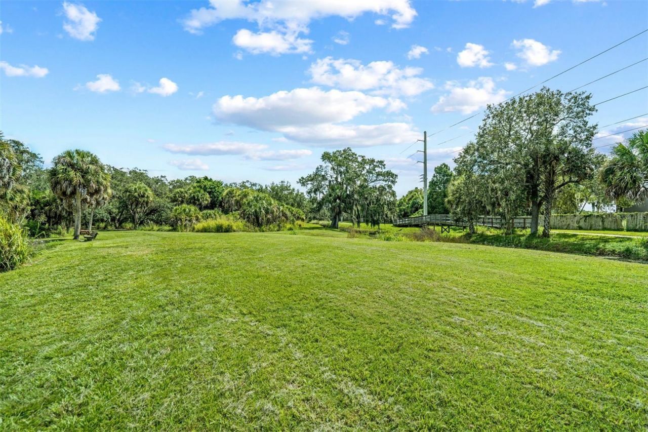 2911 Woodpine Court, Sarasota, FL 34231 Photo