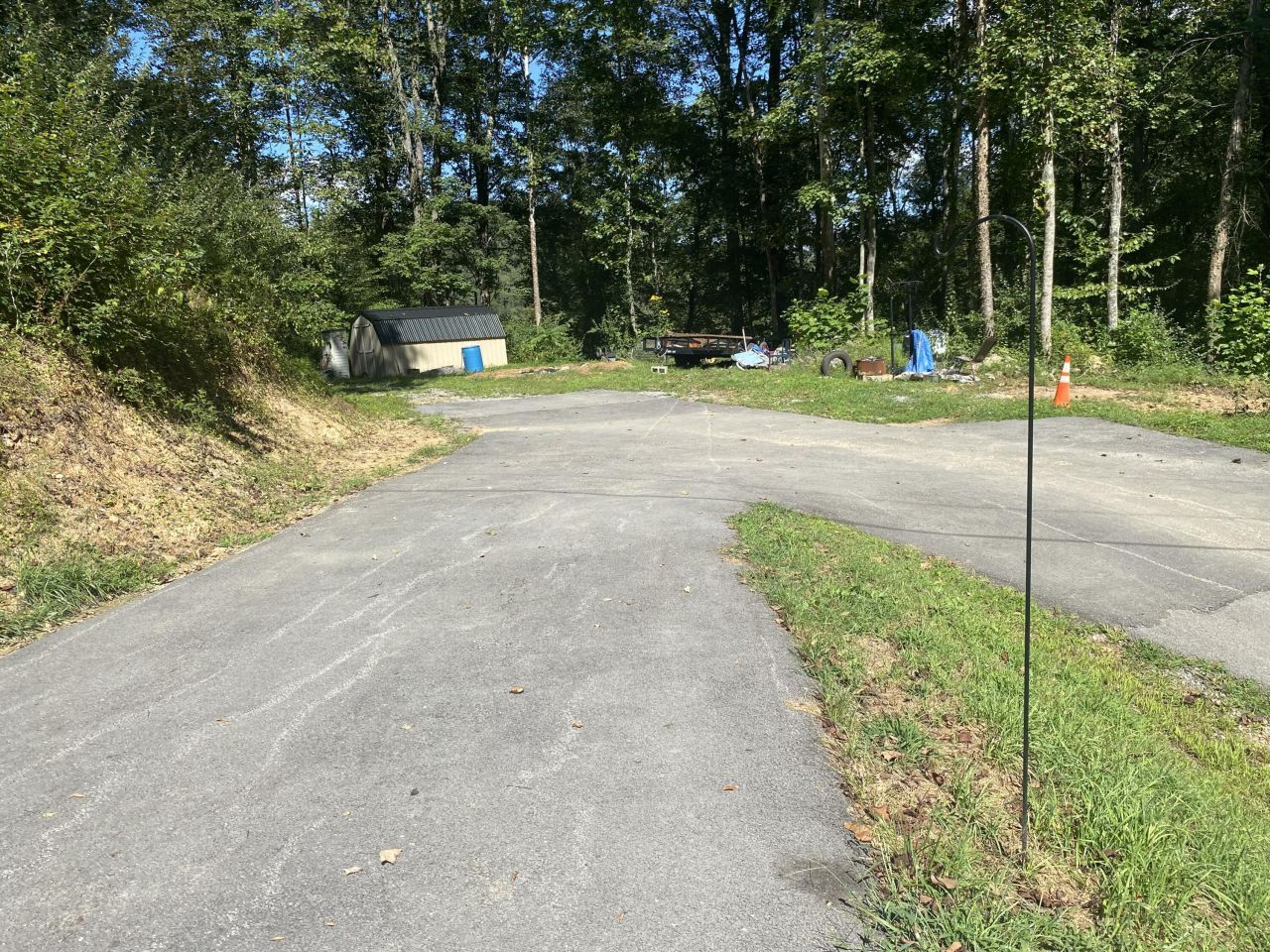 691 & 695 Blue Ridge Church Road, Pineville, KY 40977 Main Photo