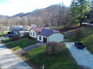 166 Chestnut Street, Vanceburg, KY 41179