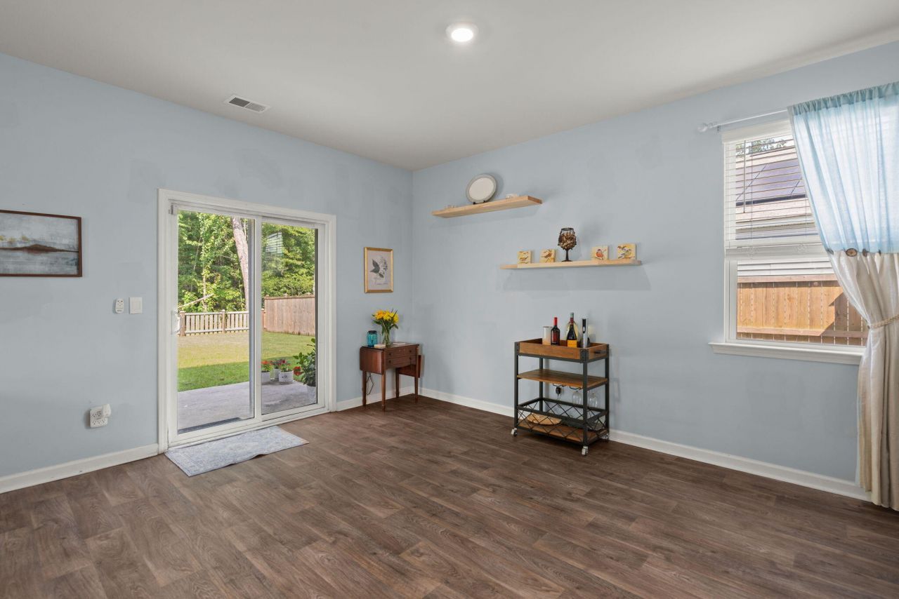 141 Lagoona Drive Photo 15