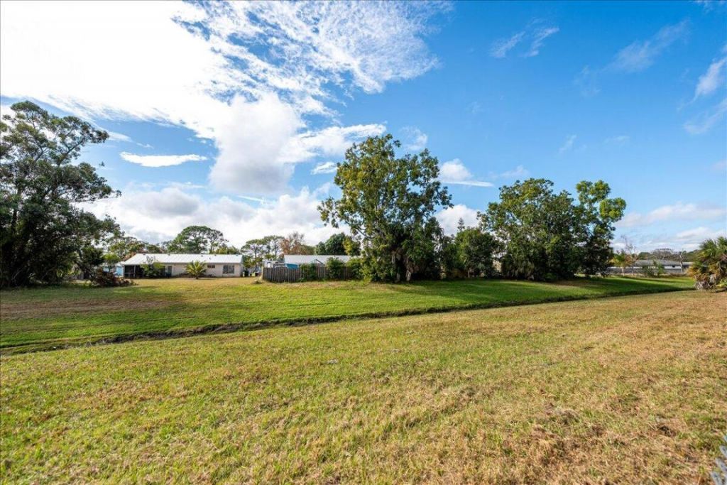 1969 SE Redwing Cir Circle, Port Saint Lucie, FL 34952 Photo