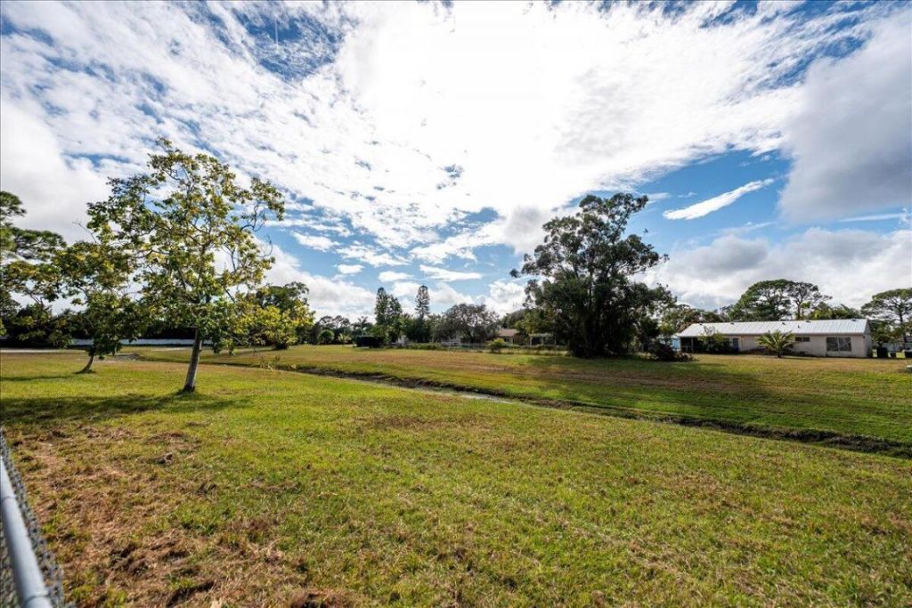 1969 SE Redwing Cir Circle, Port Saint Lucie, FL 34952 Photo