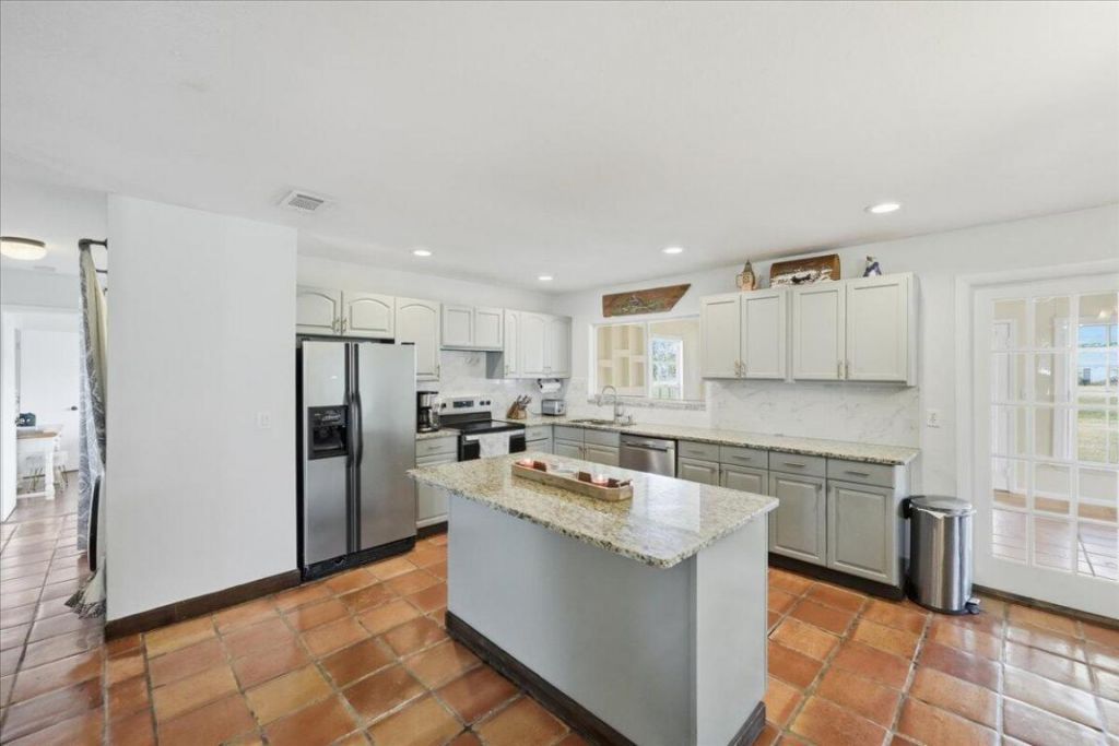 1969 SE Redwing Cir Circle, Port Saint Lucie, FL 34952 Photo