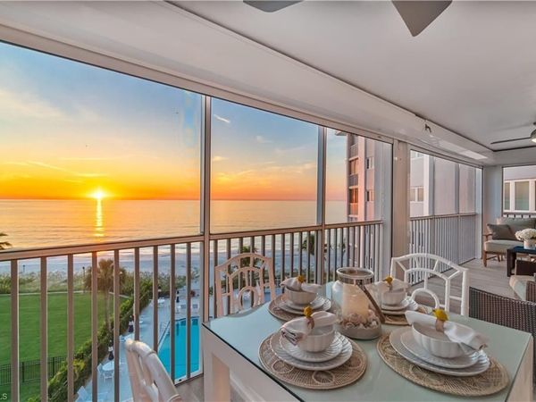 2919 Gulf Shore BLVD N, Unit 501, NAPLES, FL 34103